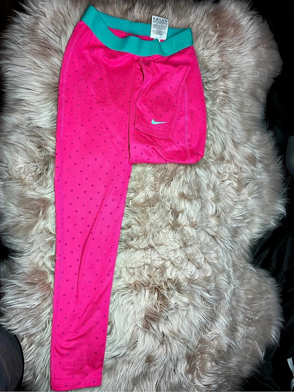 Nike Pro Girls Geometric Athletic Leggings Pink with teal lining  Size Medium